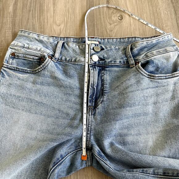 Alice + Olivia Stacey Low Rise Bell Bottom Jeans Bay Blue Size 31 - Picture 8 of 16